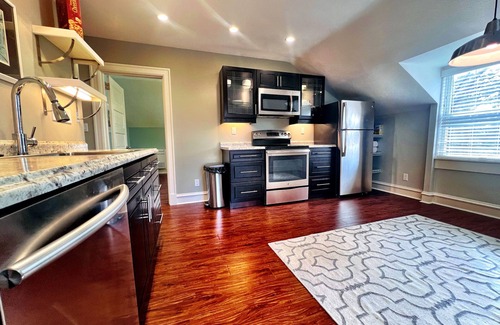 Shadyside House | Historic Charm @ Prime Location
