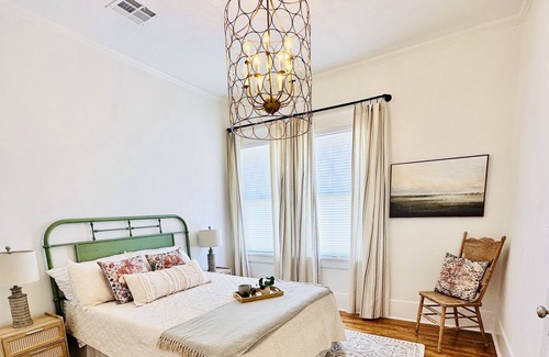 Ardmore House | Historic Charmer in Ardmore, with breakfast nook and formal dining.
