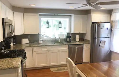 Sykesville House | Historic charmer w/firepit surrounded by restaurants, shops and hiking trails