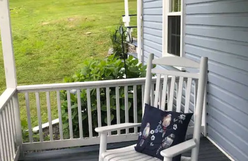 Sykesville House | Historic charmer w/firepit surrounded by restaurants, shops and hiking trails