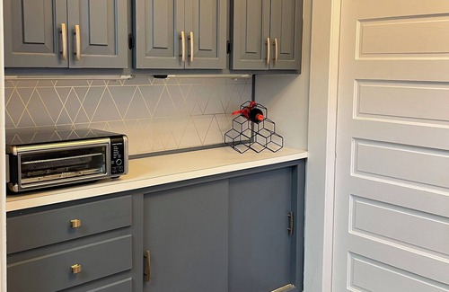 Statesville House | Historic City Charmer, Main