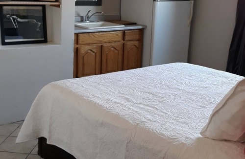 Chinatown Hotel | Historic City view Suites