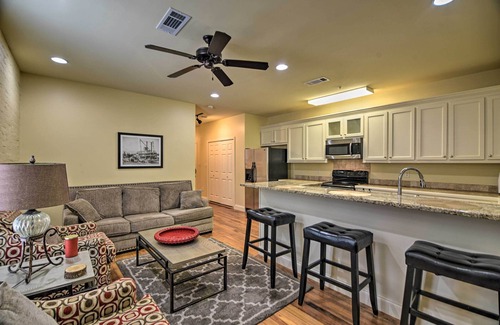 Vicksburg Condo | Historic Condo in Downtown, Walk to Riverfront!