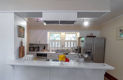 Aiken Cottage | Historic Cottage - At Hopelands Gardens close to Hitchcock Woods (Remodeled)