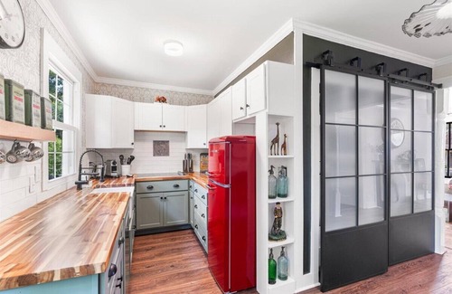 Mobile Cottage | Historic Cottage close to downtown Mobile