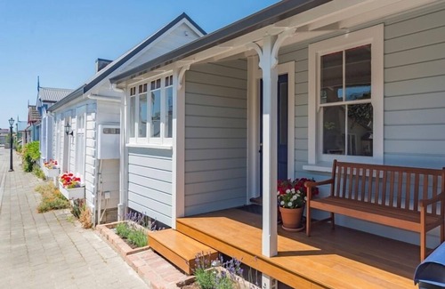 Nelson Cottage | Historic cottage in the heart of Nelson city