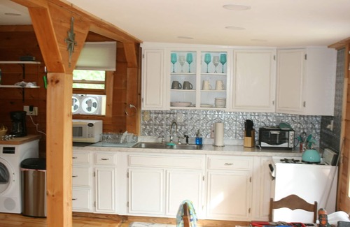 Argyle Cottage | Historic Cottage- near Saratoga- on Summit Lake