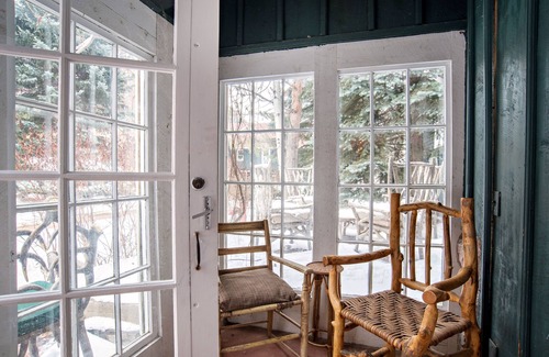 Redstone House | Historic Cottage on Private Estate with Swimming Pool & Tennis Court on Site!