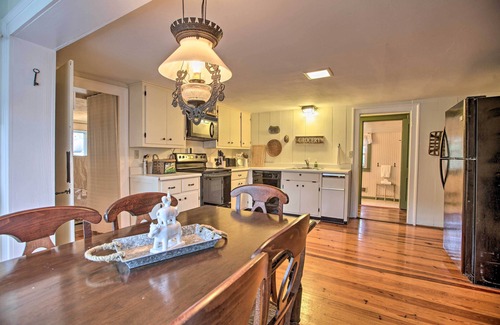 Rockbridge Baths House | Historic Countryside Escape - Relax, Hike, & Fish!