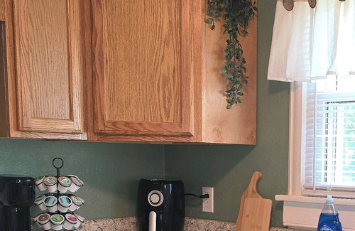 Boonville Apartment | Historic Cozy Apartment 1 Bedroom In Peaceful Boonville