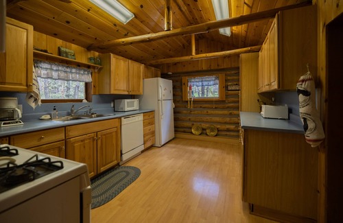 Pinetop Cabin | Historic, Cozy Cabin with pond and 3.4 acres in the heart of Pinetop!