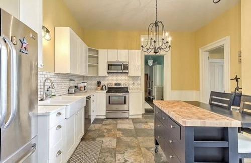 Leavenworth House | Historic David Brewer Victorian
