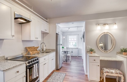 Downtown Historic District House | Historic District Gem w/ Updated Victorian Flair & Private Balcony