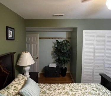 Wilmington Historic District Apartment | Historic district water viewprivate parking 3 cars