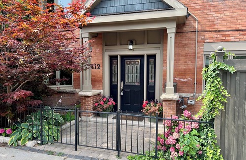 Cabbagetown Apartment | Historic Downtown Apartment