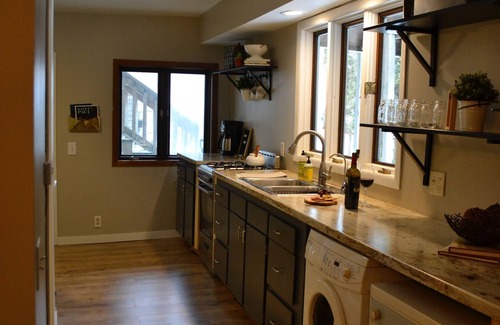Hudson House | Historic Downtown Hudson Rental