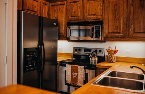 Waxahachie Apartment | Historic Downtown Loft
