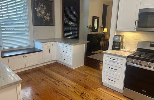 Downtown Apartment | Historic Downtown Loft A