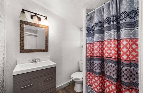 Sebring House | Historic Downtown Sebring 3 Bdrm + 2 Bath + Office