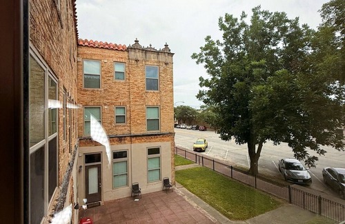 Bay City Apartment | Historic downtown with shopping and dining