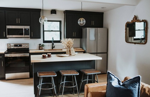 East End Apartment | Historic Dream In East Nashville