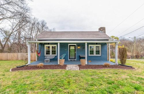 Inglewood House | Historic East Nash Sleeps 6