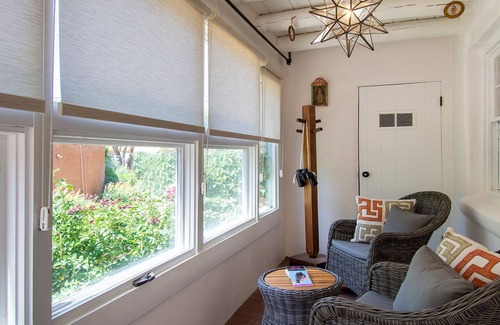 Historic Eastside House | Historic Eastside Haven~Close to Plaza/Canyon Rd~ Walk to coffee shops