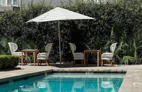 West Campus House | Historic Elegance Meets Modern Comfort – Enjoy On-Site Dining & Bar