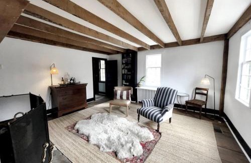 West Cornwall House | Historic Estate - 5 min to Mohawk Mt Ski Resort