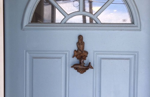 Far Rockaway House | Historic Far Rockaway Beach Bungalow Next To Boardwalk