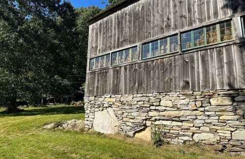 Bozrah House | Historic Farm on 96 Acres!