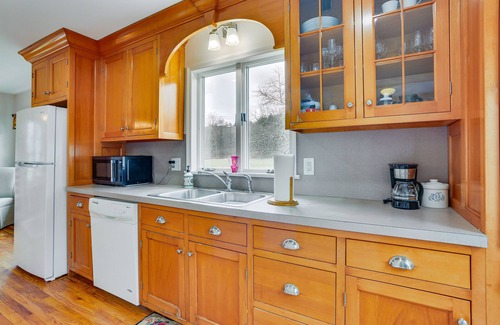 Layton House | Historic Farmhouse in Layton w/Deck!