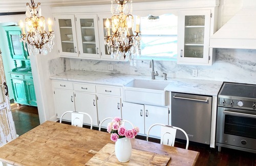 Fayetteville House | Historic Farmhouse near Round Top, Texas