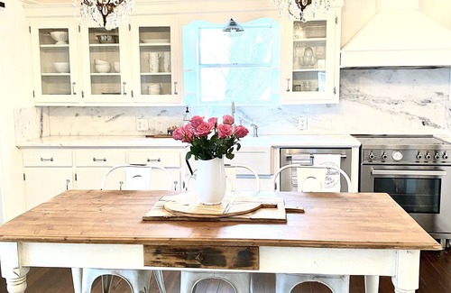 Fayetteville House | Historic Farmhouse near Round Top, Texas