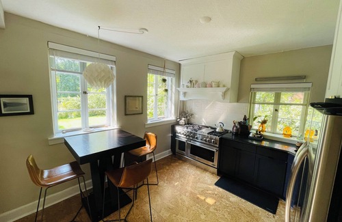 Pleasantville Other | Historic former Speakeasy 4 Bdrm, walk to train and town: Pleasantville