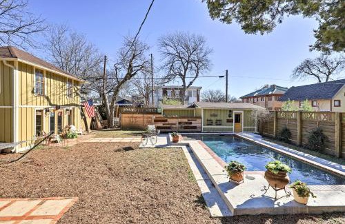 Fairmount House | Historic Fort Worth Cottage with Shared Pool!