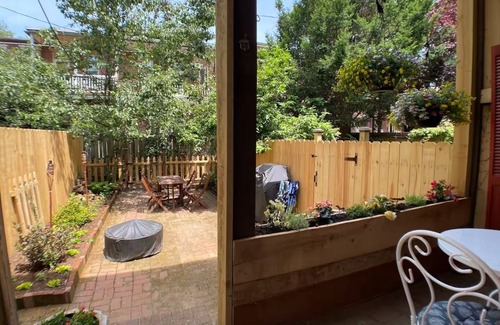 Harrisburg - Hershey House | Historic Gem 3-bedroom house in walkable Midtown Harrisburg - Quiet, Cozy, Clean