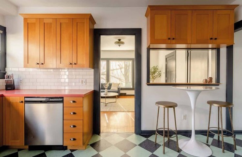 Belmont House | Historic Gem | Steps to Hawthorne Shops
