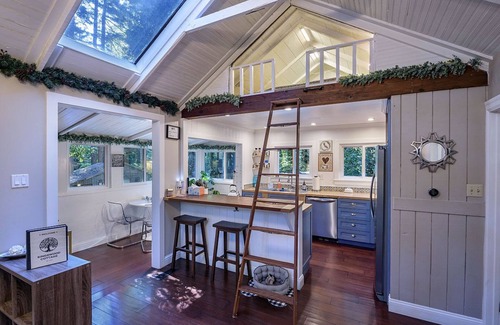 Redwood City House | Historic Getaway in the Redwoods (with Hot Tub!)