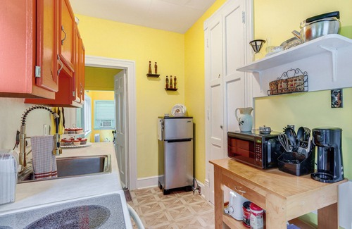 Hagerstown Apartment | Historic Hagerstown Haven: Walk to Parks, Downtown