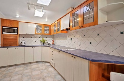 Leithfield Apartment | Historic Hanna House - Garden View Studio Room