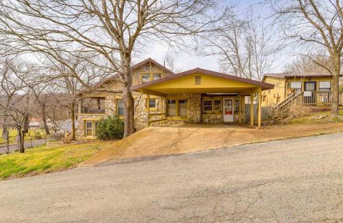 Hardy House | Historic Hardy House on Main Street with Fire Pit!