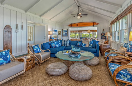 Mokuleia House | Historic Hawaii Beachfront Estate w/ Modern Design