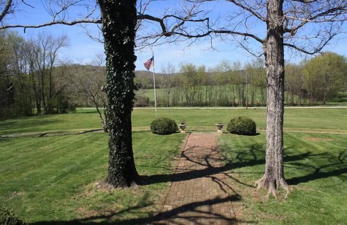 Culleoka House | Historic Hideaway 1828 Home 6 FP