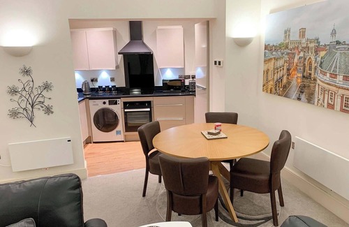 York Apartment | Historic Hideaway: Spacious 2BR Apt in York Centre