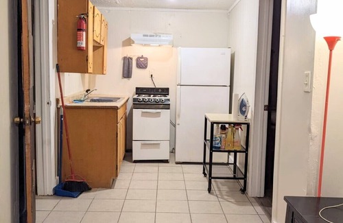 Tuskegee Apartment | HISTORIC HILL APT2 (Downstairs)