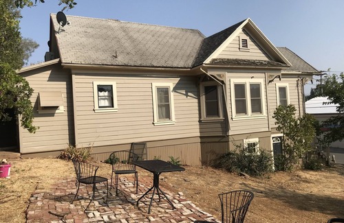 Auburn House | Historic Hoffman House