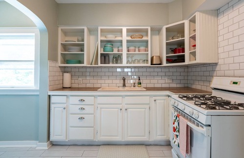 Grand Rapids House | Historic home close to downtown Grand Rapids