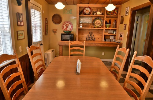 Chester House | Historic Home in Chester Next To Lake Almanor