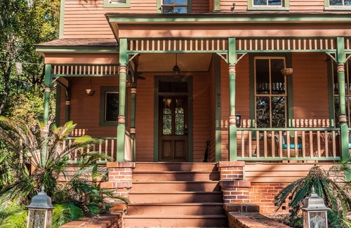 Brunswick House | Historic home in Old Town Brunswick